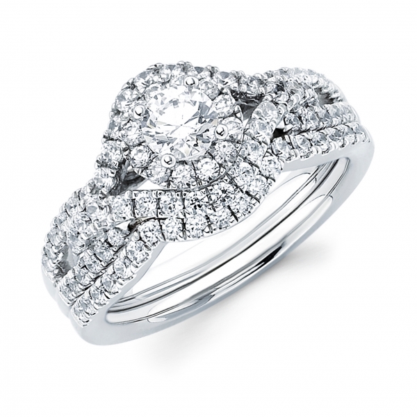 engagement ring